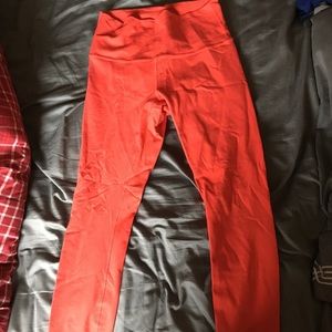 Lululemon leggings size 6